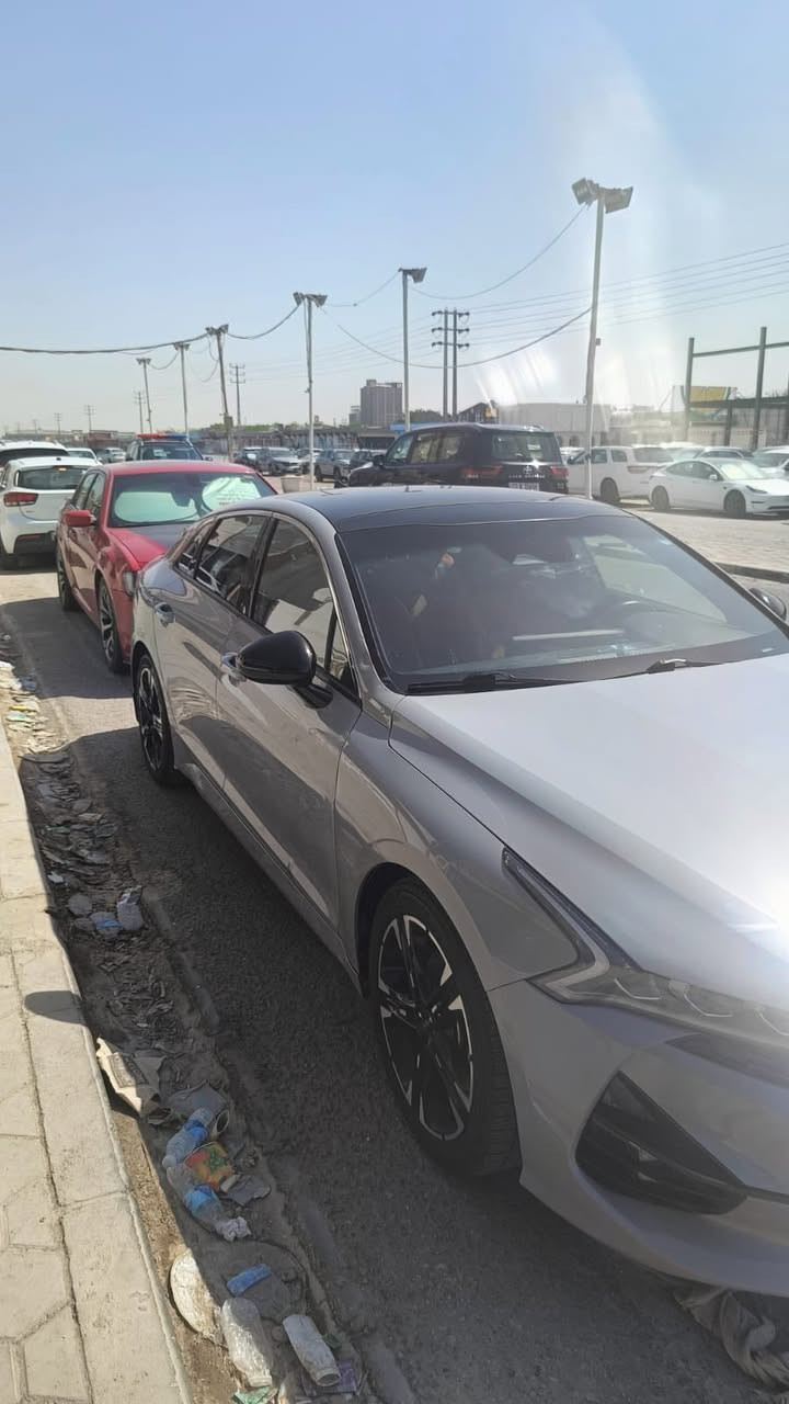 K5 2023 Gt line 1.6 Turbo  ،  65.000KM ، للبيع السعر 168 وبيهه مجال للشراي ، السيارة فول 1/1 ومابيهه اي نقص ابداً ادامة كاملة ودهن لكي مولي وكالة ، مكان السيارة بصرة واهلا وسهلا بالجميع(السيارة بنيد وجاملغين تبديل وصبغ + ايرباك ستيرن ومبدله كبسولة كاملة)


**إذا كنت صاحب هذا الإعلان وتريد حذفه لأي سبب، رجاءا أرسل رسالة إلى الدعم الفني**