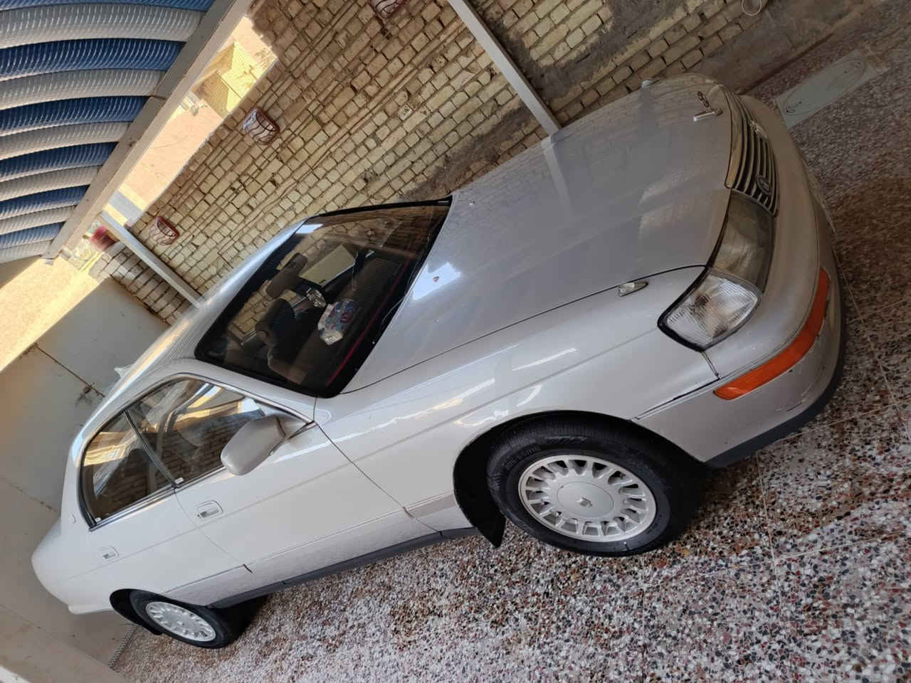 سلام عليكم بطه 92 محرك 2500  سياره بلاديه جديده ثلاجه خلفيه تخم تاير صدر أمامي خلفي منضومه زنون لا خياس لا معجون  مكفوله سياره انضف من الصور رقم 11 بسمي العنوان بغداد الزعفرانيه  رقم ***********
