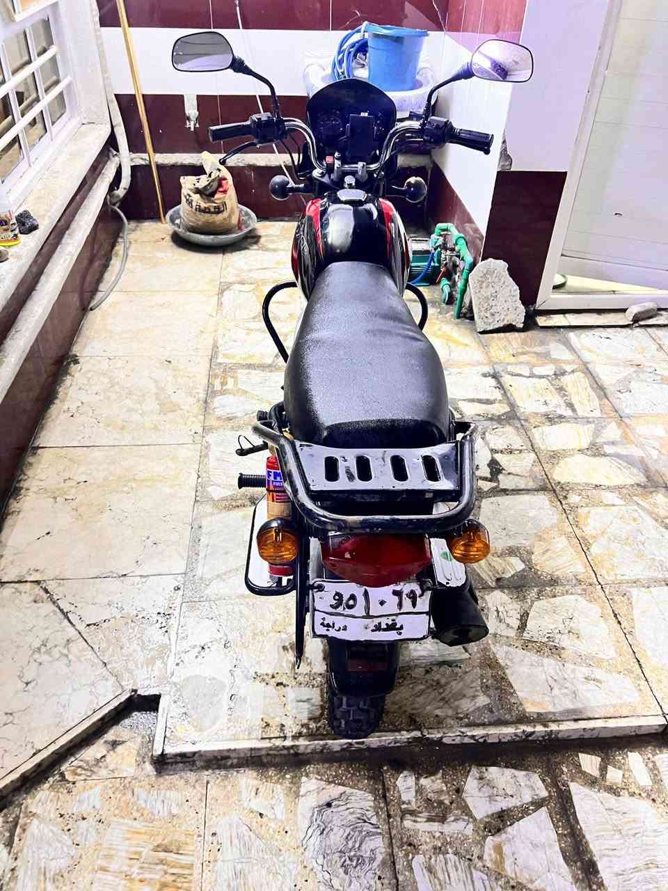 السلام عليكم بوكسر جبلي موديل 2023 مجفتة تجفيت شركة قبل 6 اشهر الدراجة كاملة مكملة من اي نقص سنوية بسمي تحويل ثان يوم ***********
