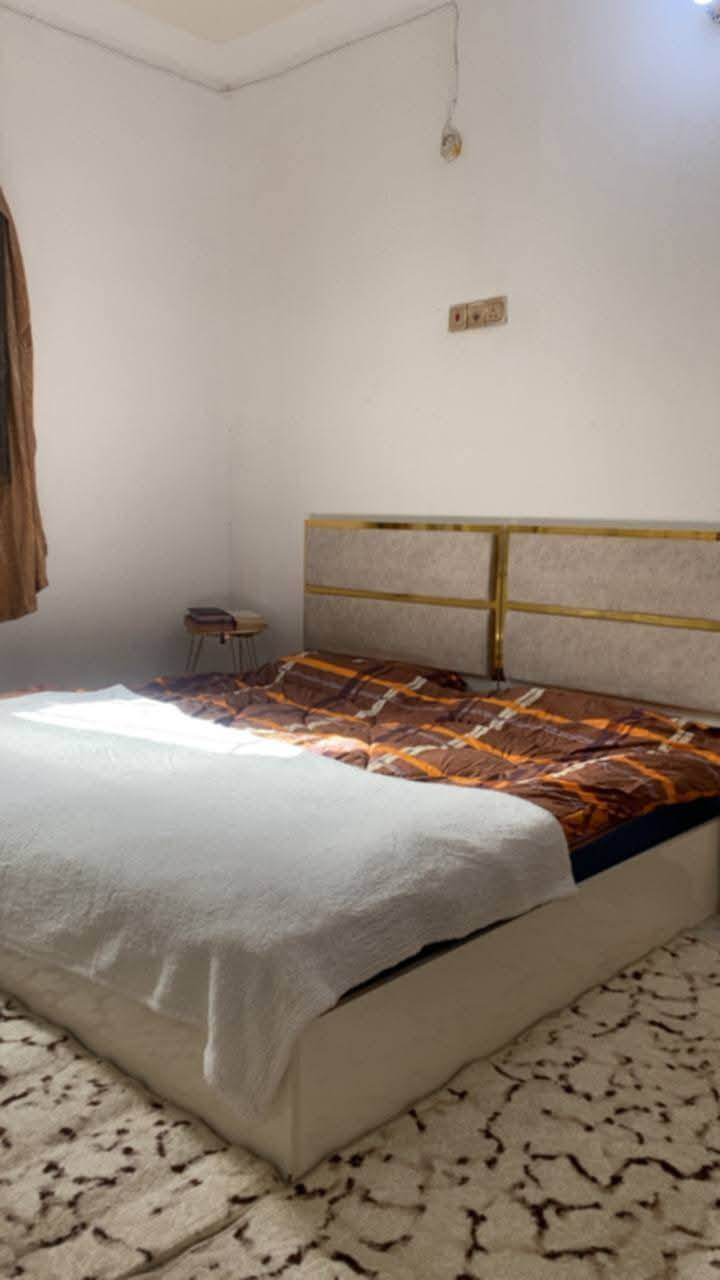 للبيع ٥ قطع غرفه نوم تركي سعر ٣٥٠ وبيه مجال ع خاص 
فلوجه حي جبيل 
*********** للاستفسار
