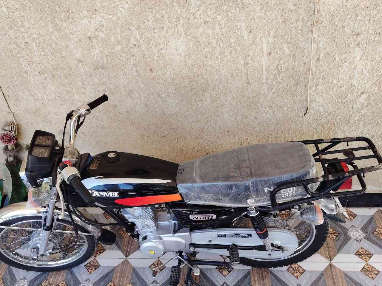 للبيع نامه امتياز مديل 25 سكنر مكفوله كفاله عامه بعده جيس هذا رقمي ***********
