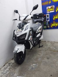 مستعجل على البيع دراجة شحن نوع بيلت مدرعة جديدة بمعنى الكلمة تمشي 100k...