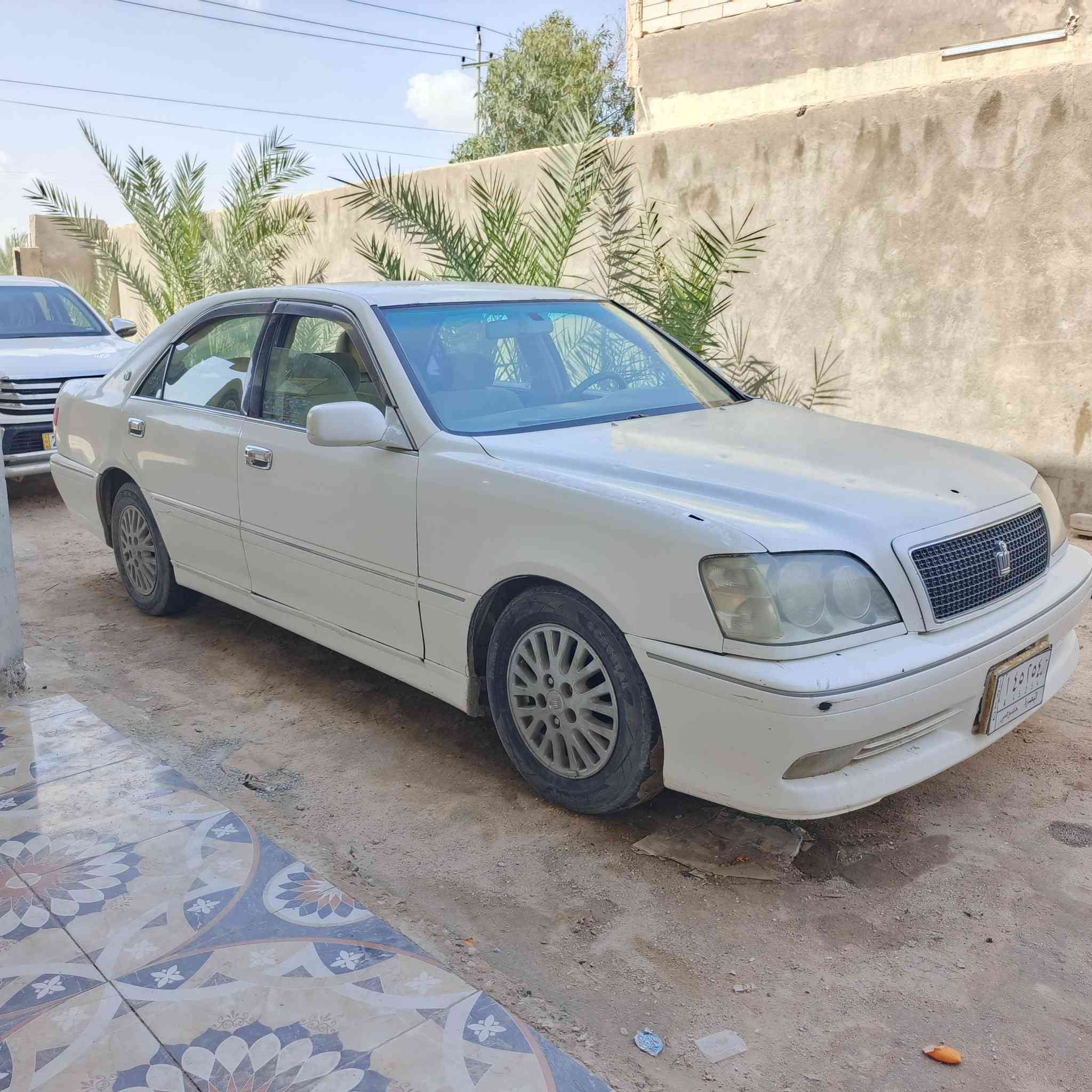 سلام عليكم 
ملكة للبيع 
بيها كصه
مكينة vvt
بيها استمارة حجز تسجيل جديد 
السعر 33 وبيها مجال
المكان البصرة سفوان 
***********
