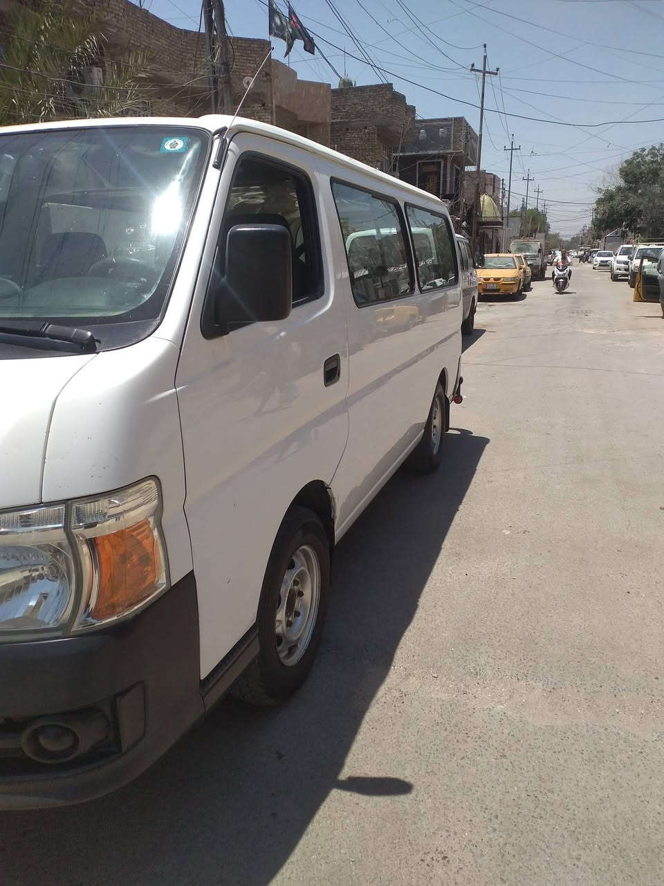 نيسان 2013 سياره باسمي مقفوله من الصبغ والبارد سياره محرك نظيف مجف التجفيت عام صدر جديد جاهز السياره تبريد يراد لغاد التبريد وهذا *********** سعر 145
