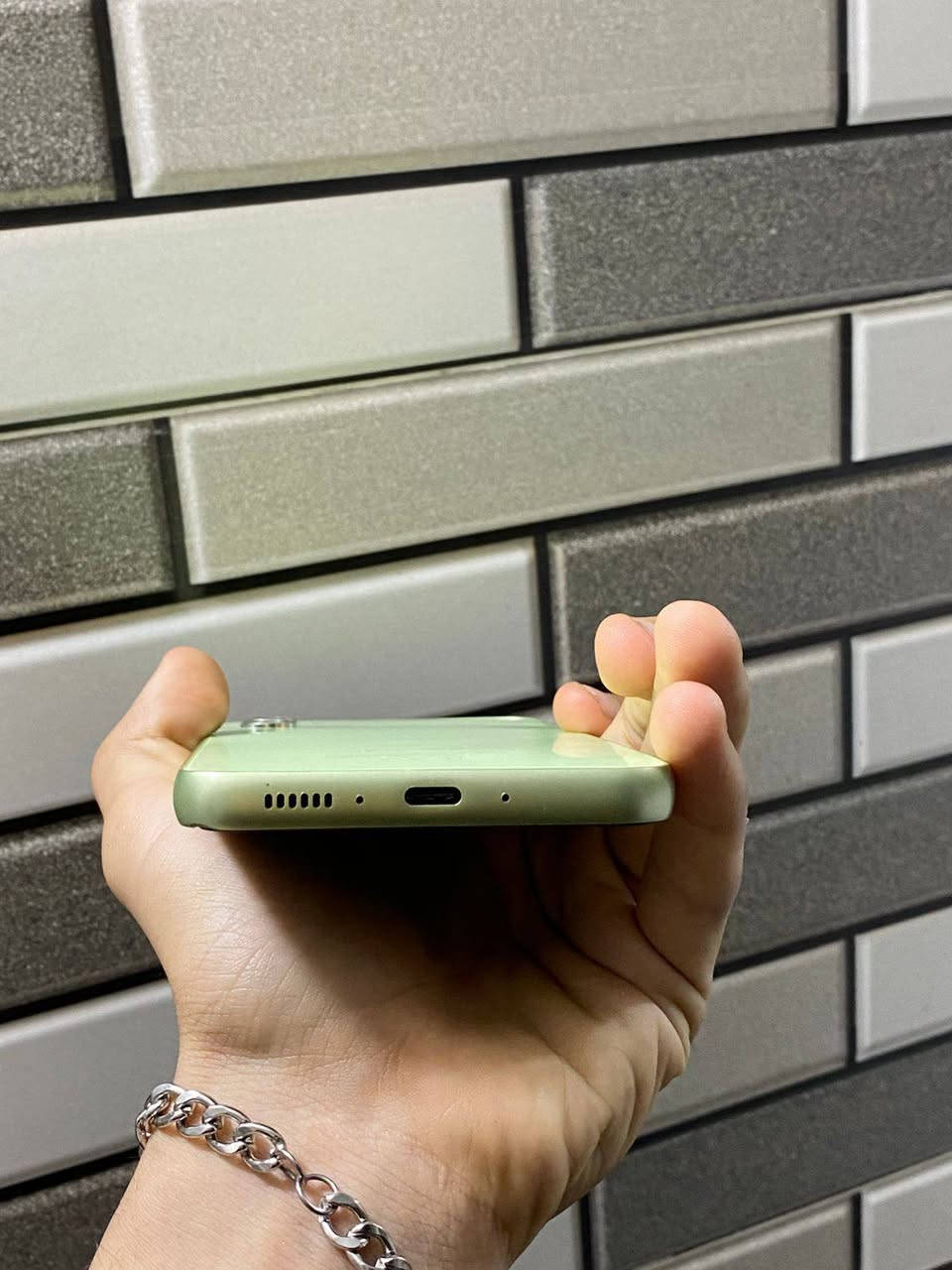 سلام عليكم🤗
اسم الجهاز:a34 5g

الذاكرة128/8

خطين ورام الجهاز تحفه يخبل مكفول من كلشي صوت اتصال كامرات كلشي شحن يخبل يدوم عندك يوم بدون شحن ببجي ٦٠ فريم حقيق فول تجي وتجرب بعينك محدث اخر اصدار من سامسونك on ui8 للمراوس فقط فقطط واذا جهاز مواصفات عالية عندي حساب ببجي ويا مرتب مكاني نجف حي العسكري كبل


**إذا كنت صاحب هذا الإعلان وتريد حذفه لأي سبب، رجاءا أرسل رسالة إلى الدعم الفني**