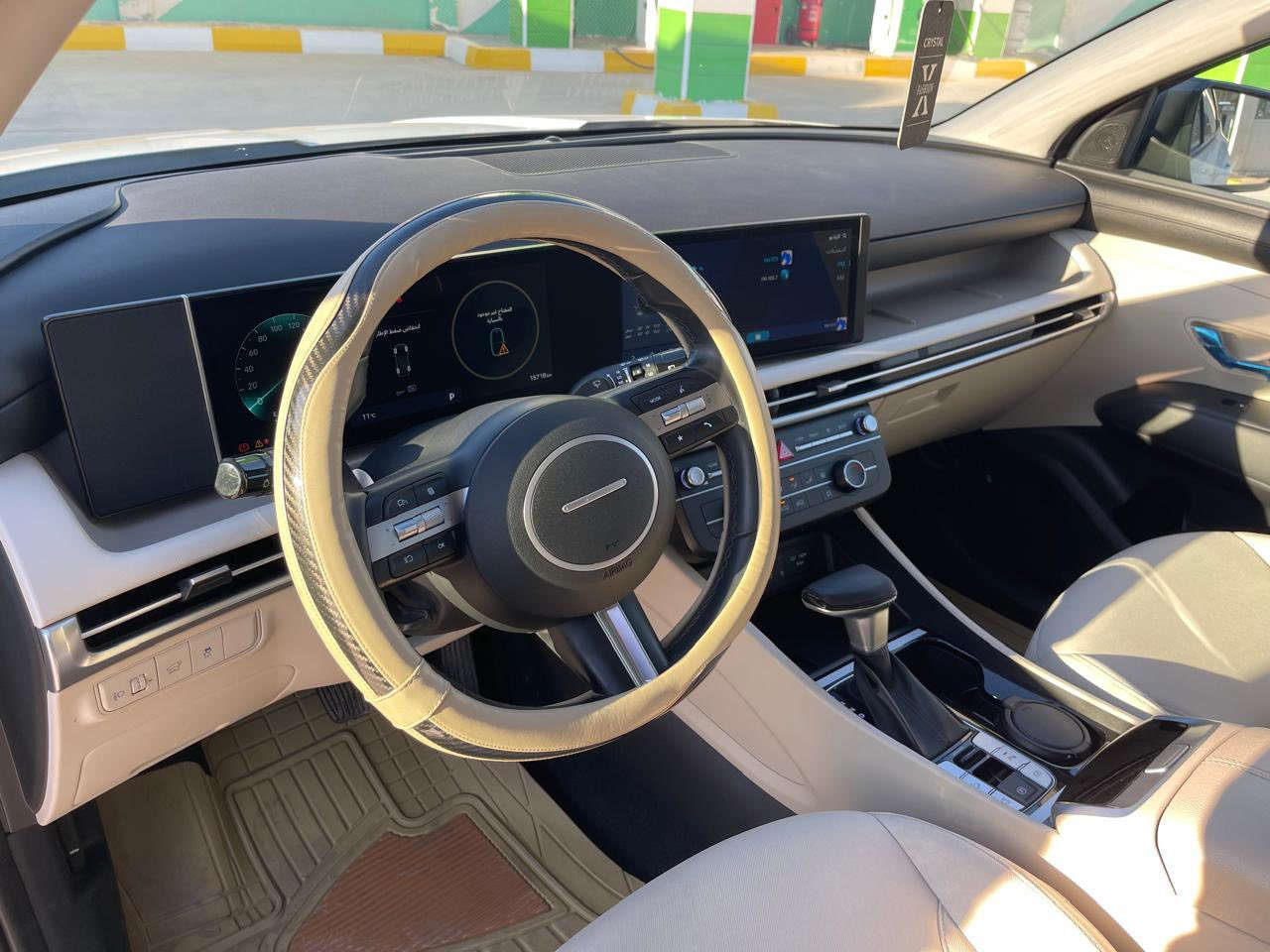 توسان رقم بغداد 
موديل 2025 
تو كلر معروفه مواصفاته 
سياره بوضع الشركه 
جديده كلش  بيه رصعه صغيره مرجعه بارد بل صندوق 
غير هذا مكفوله كفاله عامه 
 ماشيه 15 الف اخت الزيرو 
العنوان الانبار فلوجه  
        السعر 242 بيه مجال بسيط 

0773 447 7105
