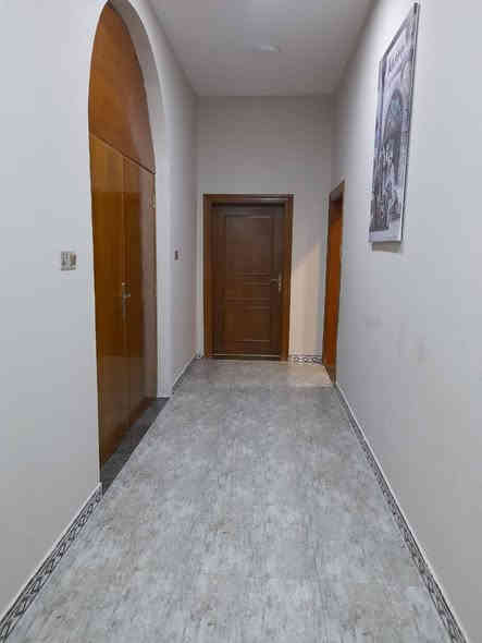 السلام عليكم ورحمة الله وبركاته
يتوفر دار للبيع مساحة الارض 400 م واجهة 20 ونزال 20 والبناء مساحة 224 طابو زراعي ملك صرف 23
العنوان شط العرب نزلة نهر ابو الزوري گاع بيت صجم بظهر سنتر سلام مباشرتاً وكافة الخدمات متوفرة
بناء البيت 2019 بناء طابوق درجة اولى طابق واحد يحتوي البيت 3 غرف وهول عدد 2 واستقبال ومطبخ وصحيات عدد 2 داخلية وخارجية مع حديقة وگراج واجهة المنزل نقش حجري
للبيع او مراوس بدونم بمنطقة الريان 
السعر 275بيه مجال للشراي
علما أن مساحة 400م  مساحه البناء250م 
للاستفسار الاتصال على الرقم ***********
