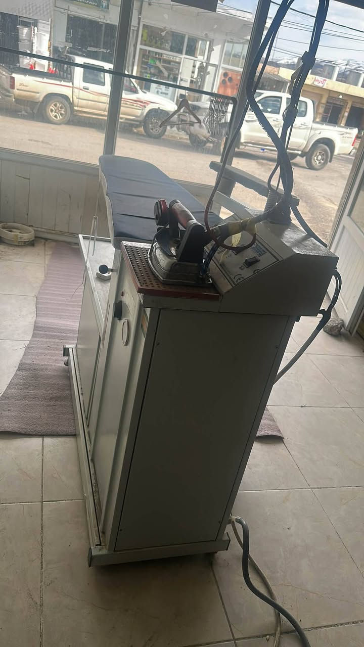 مكواة بخار للبيع، ماركة (هاسل)، طاولة تركية (150) سم***********
