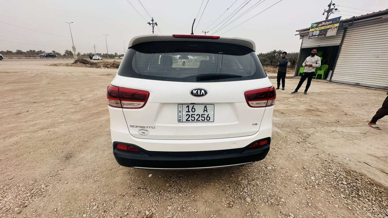 السلام عليكم
سورنتو ٢٠١٧ فول مواصفات من عده البنراما 
رقم قادسيه 
السعر ٢٢٠ 
للاستفسار ***********
