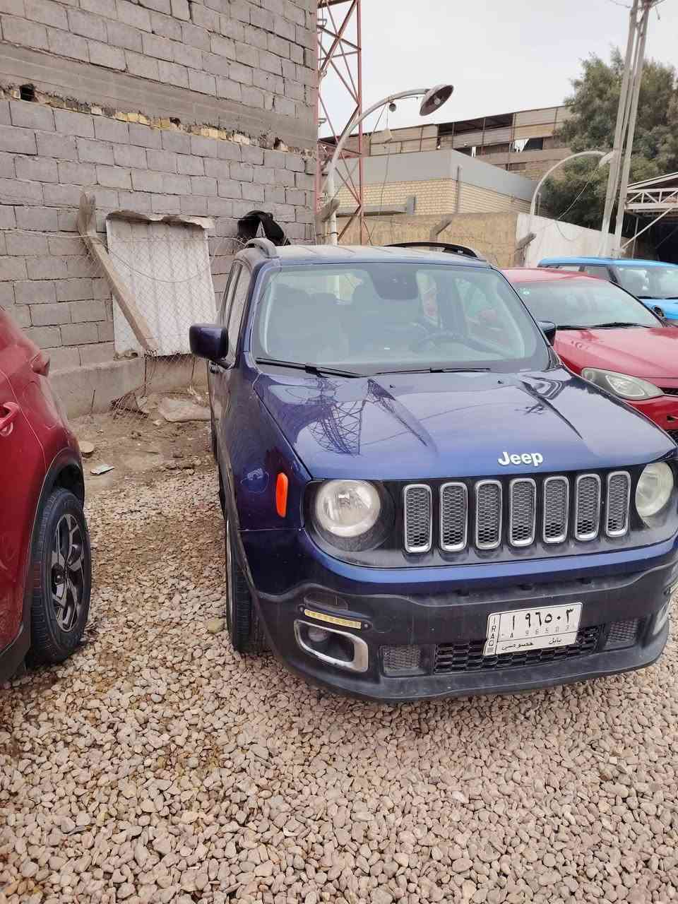 جيب رينكد 2018 سياره ضررها شويه من البني وشويه من الجاملغ السعر ١٢٠ وبيها مجال التواصل مع هذا الرقم ***********
