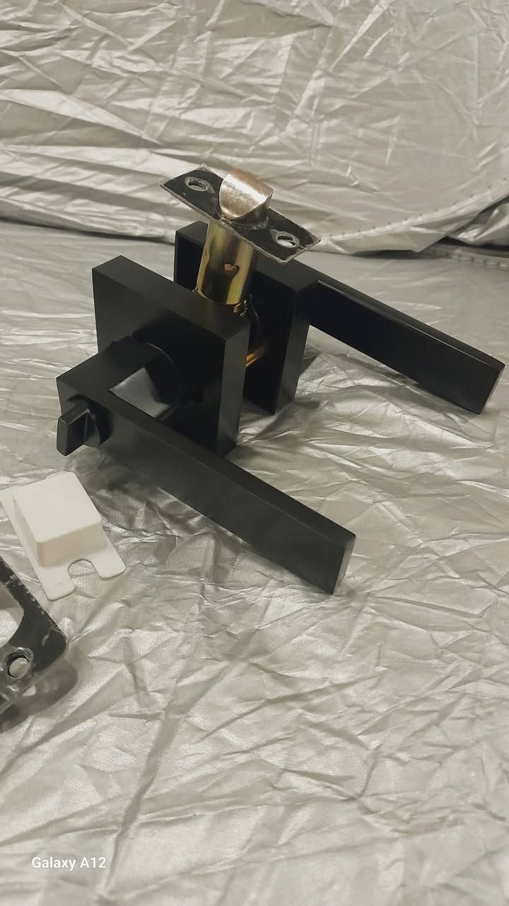 القطعة ب٥ اقل طلب ٤قطع من المنشور والحجز عل خاص


**إذا كنت صاحب هذا الإعلان وتريد حذفه لأي سبب، رجاءا أرسل رسالة إلى الدعم الفني**