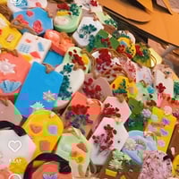 فواحات ملابس • كنتور