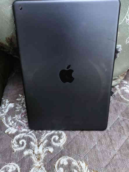 سلام وعليكم جهاز ايباد سفن 
جهاز الله شاهد مال بيت 
مكاني بغداد السعر 150
وجهاز لا طاب تصليح ولا واصل محل 
متواجد عل واتساب ***********
