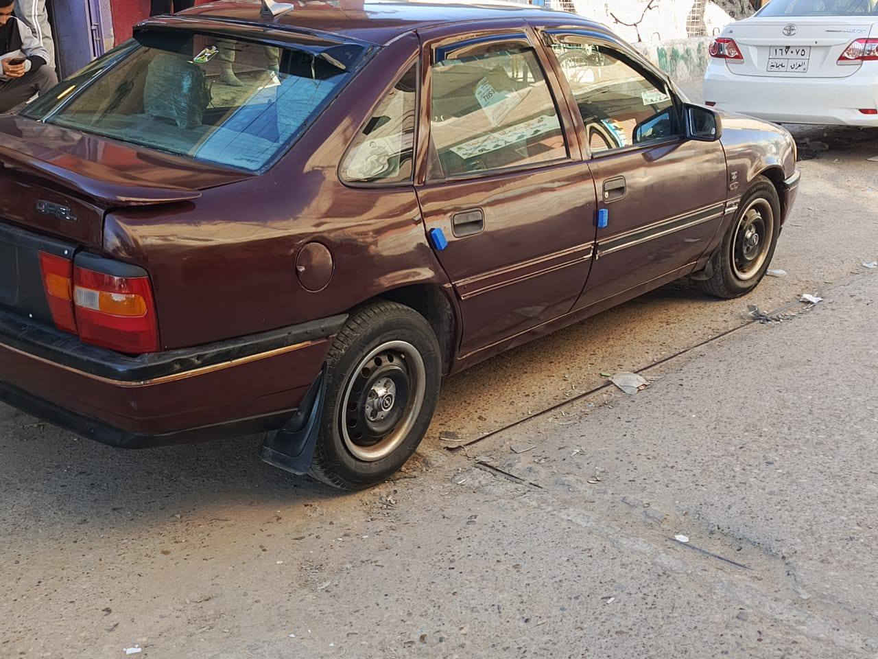 تمت اعاده النشر بسبب الوعود الكاذبه"""
اوبل فكترا 92 للبيع السياره مصبوغه لجماليه  مكينه گيره شرط صدر خير من الله تخم تاير  عارضه -30-وبيها مجال مكان السياره القائم حصيبه  لتواصل عل الرقم ***********
