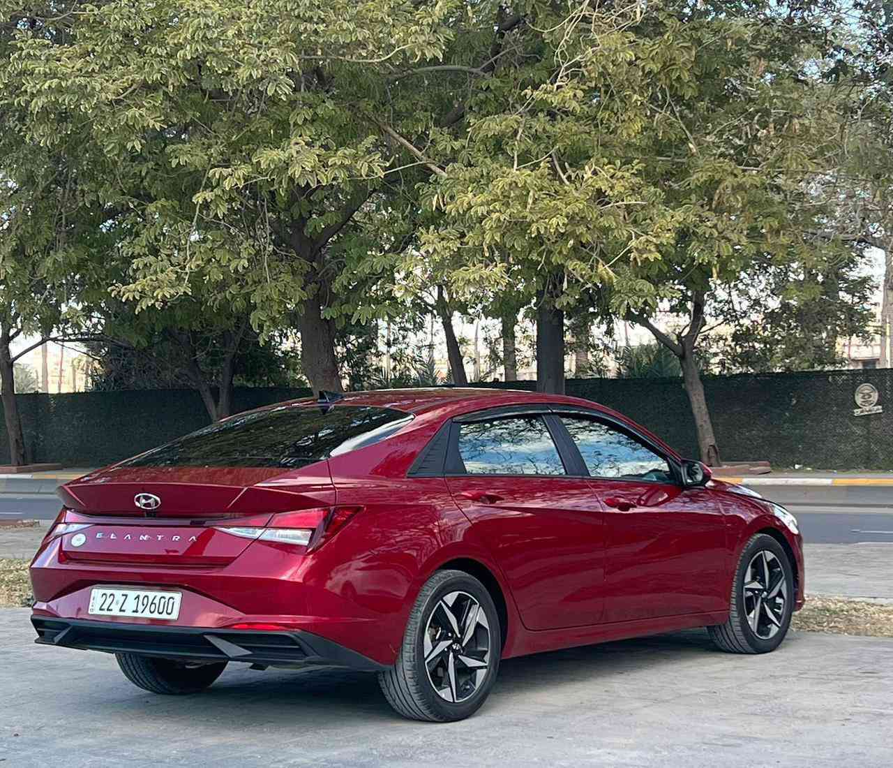 سلام عليكم
هونداي النترا 2023 فول مواصفات عدا الفتحة رقم اربيل بأسم شركة وكالة او تحويل مضمون صور الحادث مرفقة مع الصور بدون ايرباك 
المواصفات : بصمه / تشغيل عن بعد /  /  / رادار امامي / رادار جانبي /  / اوتو هولد / LED امامي / كامره دوارة / نقطه عمياء / قياده ذاتية / توقف ذاتي / رادارات / 3 انظمة قيادة نضام / مانع انزلاق / محرك 2000 دوش 

العنوان بغداد العطيفيه:📍📍

للتواصل والاستفسار: ***********
