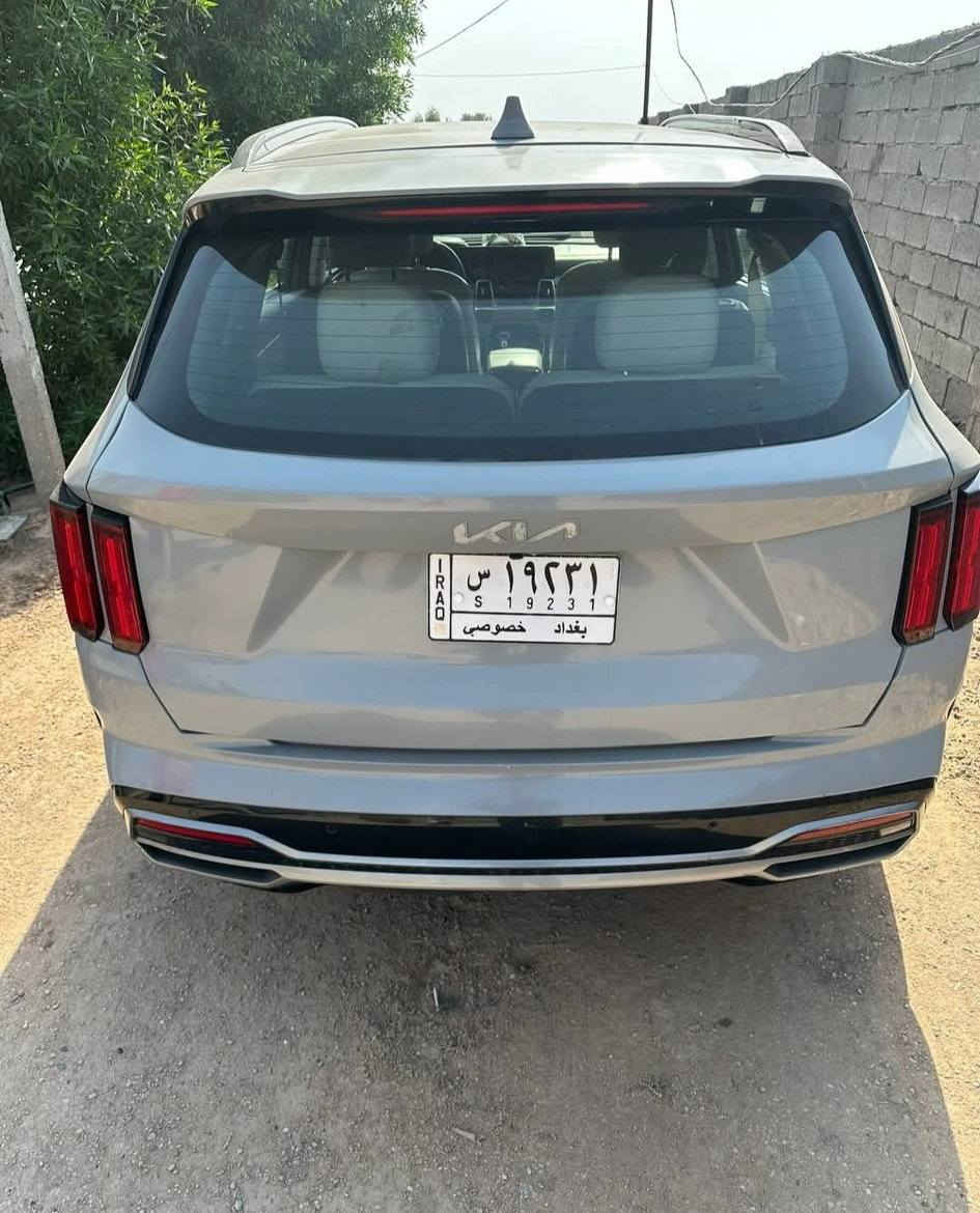 سورنتو ViP اعلا شي بل سورنتو رادارات امامي خلفي جانبي السيارة فول الفول موديل 2023 سعر مناسب بيها صبغ عام السيارة مابيها لا لغود ولا شواصي حتة البدنة الامامية بلادي بس حادثها طخطخة  السعر 177 حبايب معروفة مواصفاتها اعلا فئات مامتواجد خاص *********** مكاني بغداد
