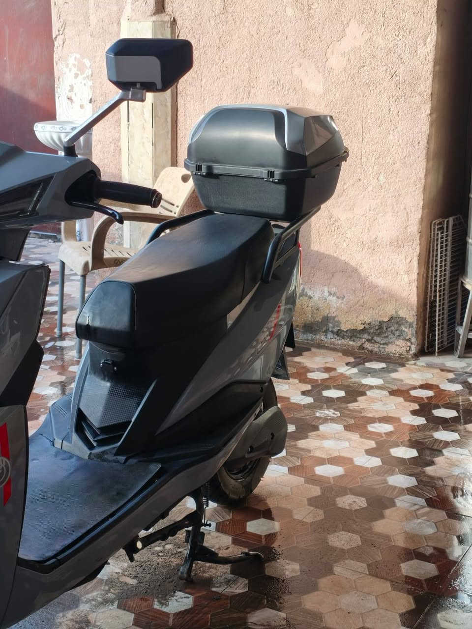 للبيع استعمال شهرين خمس بطاريات دراجة خير من الله 
الدراجة بيهة بگگ 
السعر 625الف وبيهة مجال 
مكاني شهربان ***********
