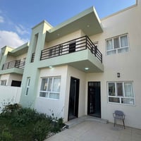 ١٦٠م • طابقين • جاهز للسكن