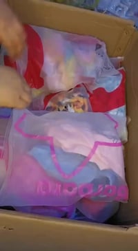 ملابس أطفال • بضاعة العيد • بث ٩