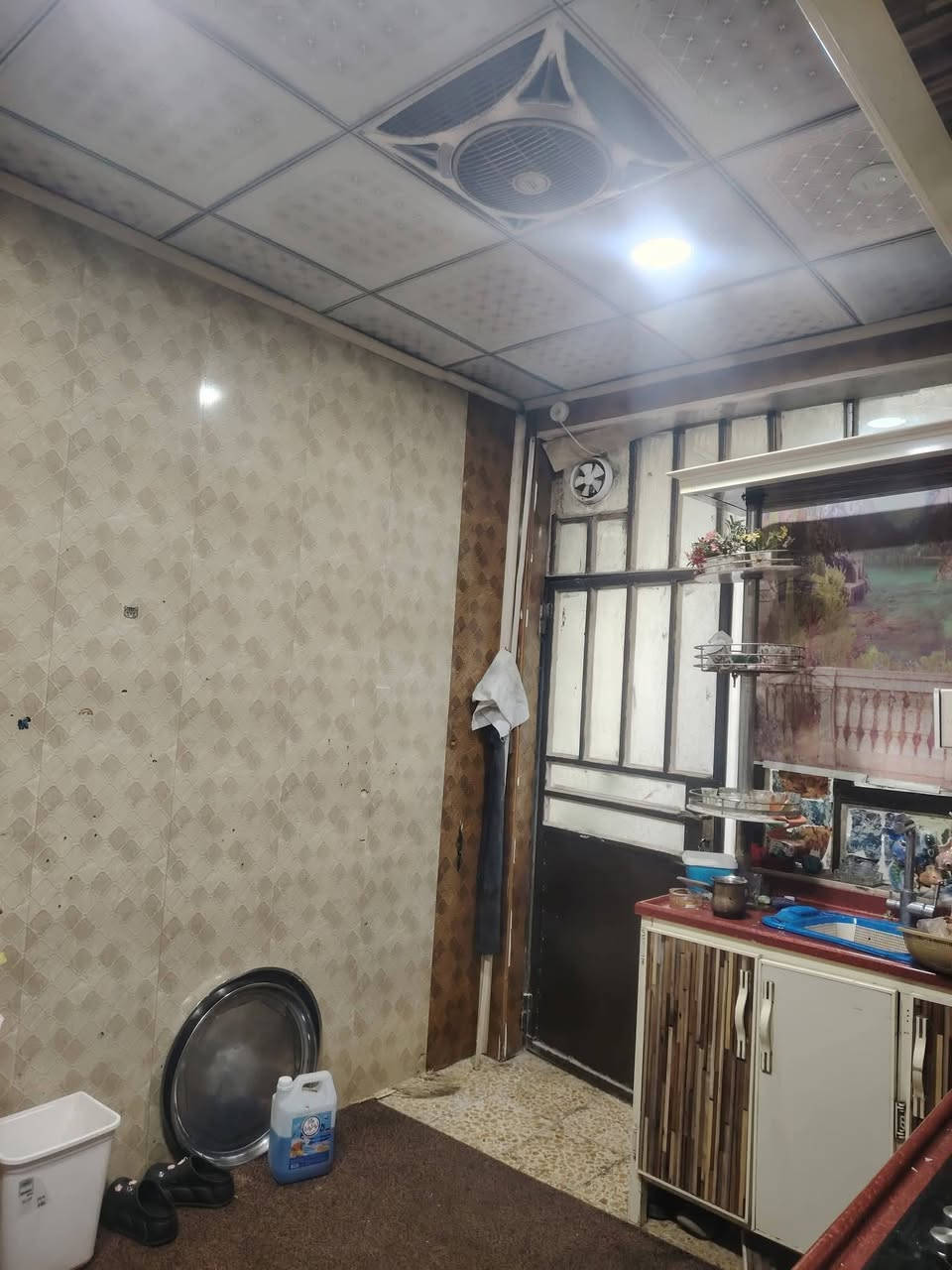 #بيت_للبيع بالنجف حي الجمعية خلف الشارع الخدمي مال شارع كربلاء شارعه ٨ مفتوح على شارع كربلاء و قرب المستوصف و شارع القطعة

مساحته ١٣٠ متر مربع ١٠* ١٣ طابقين
الطابق الاول غرفة و صالة ومطبخ و استقبال وطارمة
و الطابق الثاني غرفتين
اساس صب وسقف عكادة بيت نظيف جاهز للسكن.
#عقارات_النجف_مكتب_دار_الأمان_للعقار
لعرض #عقارك على #الصفحة تواصل معنا عبر #الواتساب 
📲*********** 
📲***********
#التصوير_النشر_الترويج_مجاني
