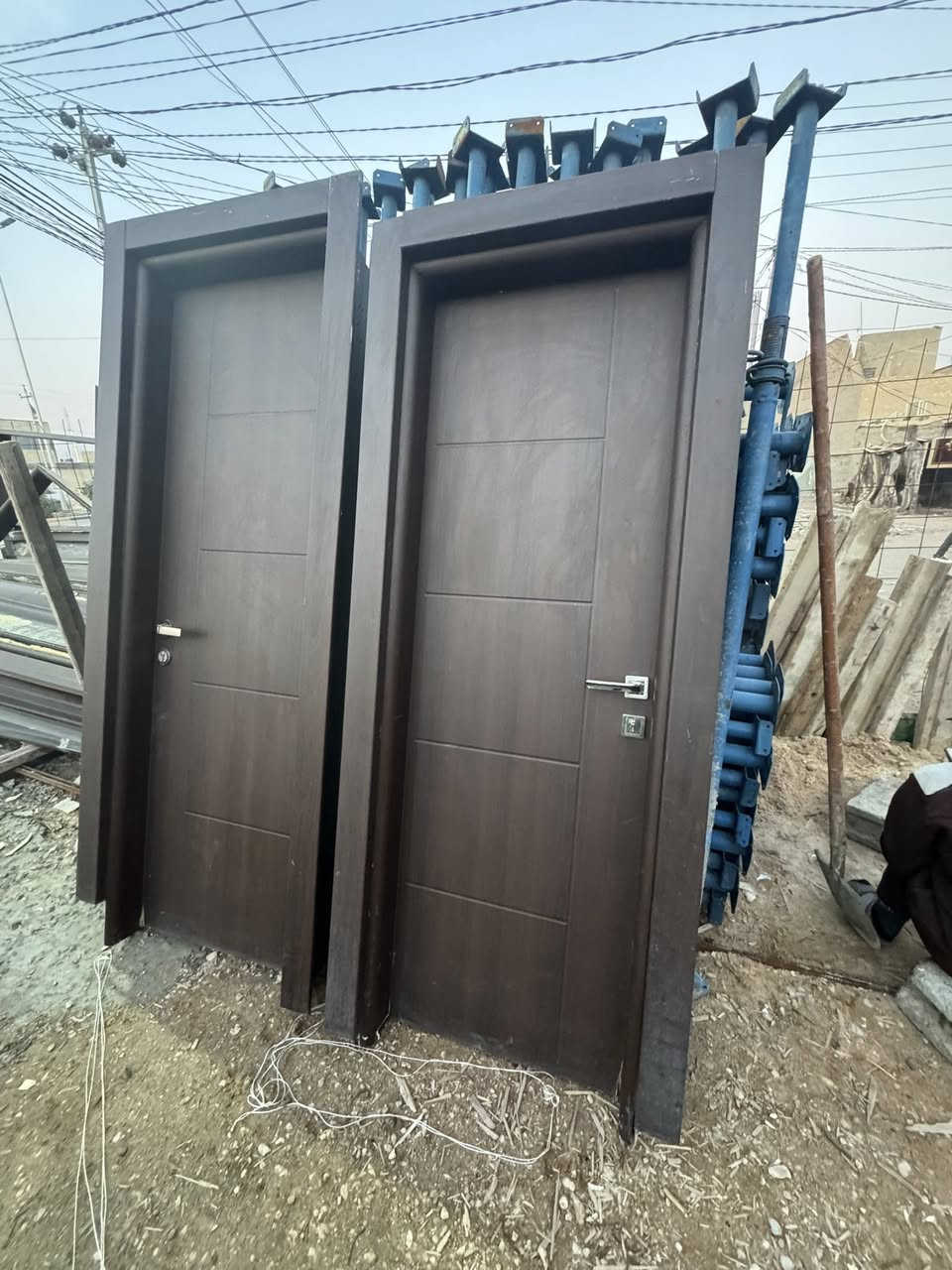 باب تركي للبيع العدد 130 باب جاهز مع الكيلون 

الطول 1.90 - 2.00 - 2.10 

العرض 90 - 85 -75 
 
سعر 25 الف فقط 

العنوان كربلاء 

***********
