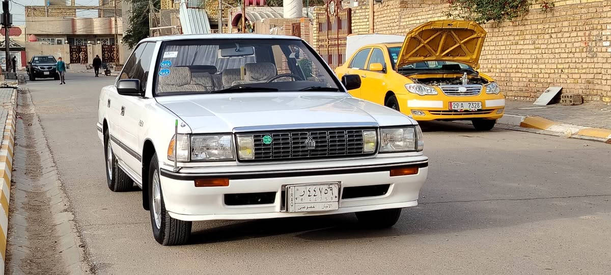 السلام عليكم هارتوب كصيف مديل 1990 السيارة كفالة عامة عدا جاملغ خلفي صبغ والباقي كفالة كص ونقل وضربة وصبغ وشرعيات كير ومكينة ونجي مكفولات حدادية امامية خلفية جديدة دواخل جديدة كشنات كهرباء تخم تاير جديد سيارة جديدة بمعني الكلمة مضمومة جديدة احلا من الصور رقم انبار بسمي تحويل مباشر مكان السيارة واسط دواخل السيارة كارتون شركه بعدهن
السعر 70 وبيهاا مجال حك الجية 
***********
