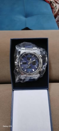 ساعة • توصيل