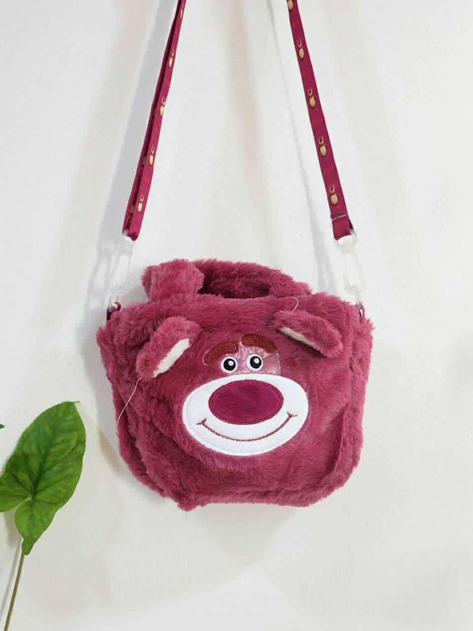 👜✨ حقائب العيد للأطفال.. فرحة بأناقة! ✨🎀

أضيفي لمسة من السعادة إلى عيد أطفالكِ مع أجمل حقائب العيد بتصاميم كرتونية لطيفة وألوان زاهية يحبها الصغار! 🧡🌈

🎒 خامات آمنة وخفيفة تناسب الأطفال
🌟 تصاميم مميزة بأشكال شخصياتهم المفضلة
🎁 مثالية كهدية رائعة لعيد مليء بالبهجة

لا تدعي الفرصة تفوتكِ! احجزي حقيبة طفلكِ الآن واجعلي العيد أكثر متعة وتألقًا.
ويوجد توصيل لكل محافظات العراق 3000 فقط 🚕🚗 

 حسابي ع الانستا
https://www.instagram.com/butterfly.bags1m?igsh=MTJiaXh1ejNienlrMA==
حسابي ع التك توك 
https://www.tiktok.com/@butterfly._soul?_r=1&_t=ZS-93tmFfJqEhs
حسابي ع الفيس
https://www.facebook.com/share/14SvsaXXkq4/

#حقائب_العيد_للأطفال #فرحة_العيد #أناقة_الصغار #عيد_سعيد


**إذا كنت صاحب هذا الإعلان وتريد حذفه لأي سبب، رجاءا أرسل رسالة إلى الدعم الفني**