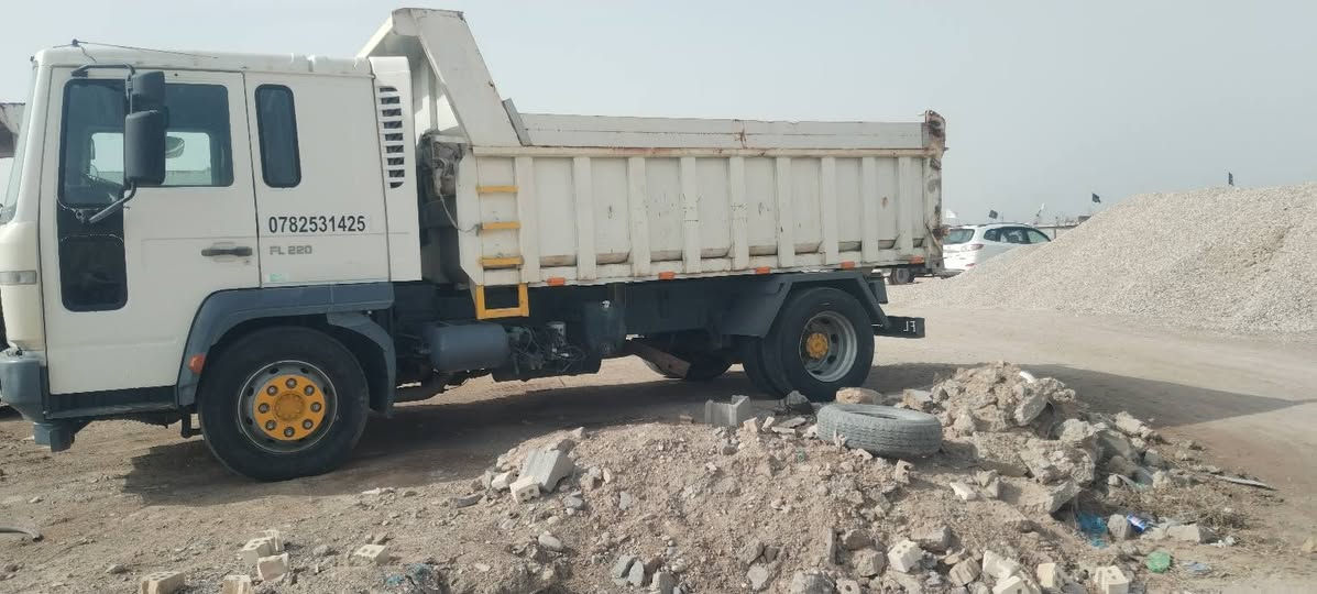 السلام عليكم فالفو قلاب 2006 اللبيع حيل نضيفه السياره الشراي يتصل *********** بي واتساب
