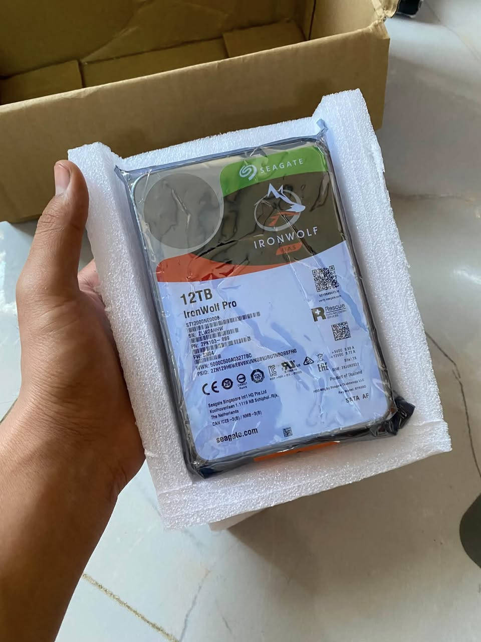طلعلي قطعتين هاردات بهاذ الشكل
بعدهم بلجيس
انطوني سعر


**إذا كنت صاحب هذا الإعلان وتريد حذفه لأي سبب، رجاءا أرسل رسالة إلى الدعم الفني**