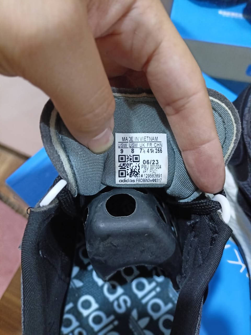 اداداس بالة اوربي غير مستخدم قياس 41 ارضية بوست داخل قطن مسند قدم


**إذا كنت صاحب هذا الإعلان وتريد حذفه لأي سبب، رجاءا أرسل رسالة إلى الدعم الفني**