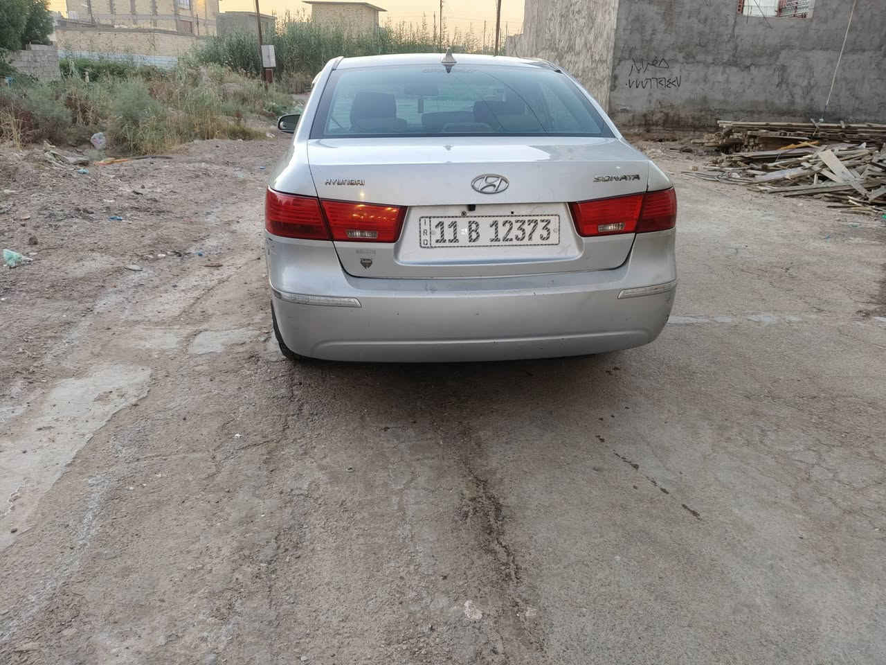السلام عليكم سوناتا للبيع موديل 2010 وارد امريكي محرك 2400 محرك كير مابيه شي تبريد ثلج منظومه جديده صدر جديد مكان بغداد الدوره معروظه 110 وبيه مجال‏‪ ***********
