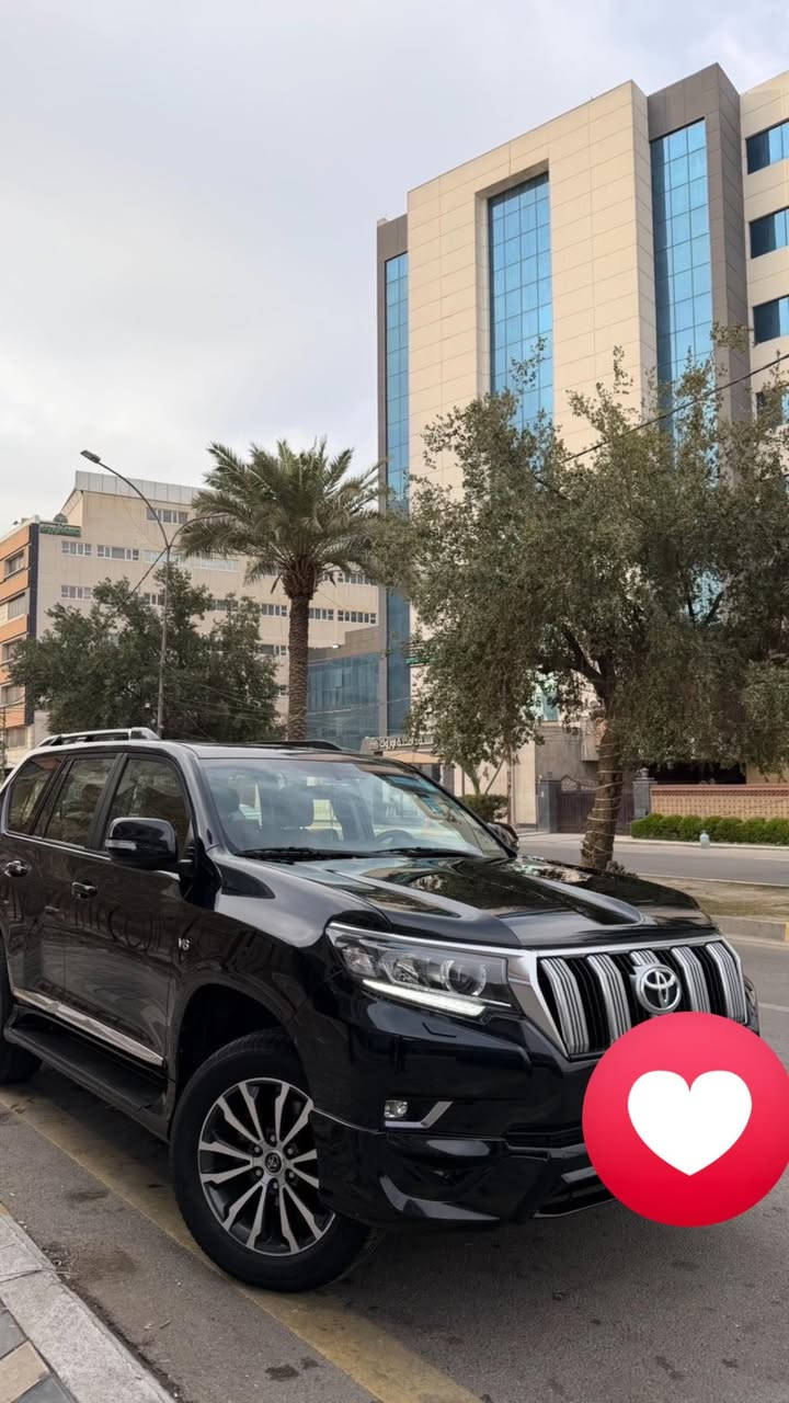 .
السلام عليكم للبيع فقط 
برادو txs 2022 سبعينيه
خليجي وكالة ساز 
السياره مكفوله من كلشي 
عدا بي دي ار صغير 
وجديده احلى من الصور 
ماشيه 90 الف km 
سنويه بسمي تحويل مباشر 
السعر 38500 $بيها مجال بسيط 
العنوان . بغداد . كراده شارع ٦٢  
***********
