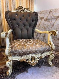 تخم زان • ١٠مقاعد • طبلة وسطية