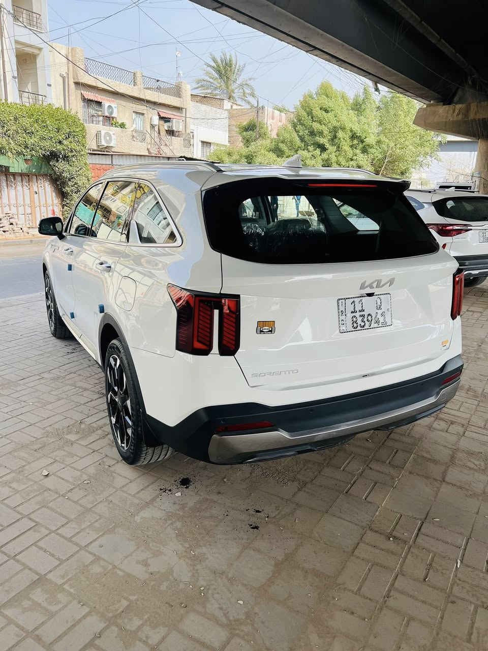 سلام عليكم سورنتو موديل 2025  خليجيه مكفوله كفاله عامه حتى من الرصعه ماشيه 10 الف وقابل للزياده الشركه الدوليه بيهه ضمان خمس سنوات مع تبديل الدهن مجاني  باسمي رقم بغداد مواصفات السياره 
كشنات الاماميه كهرباء عدد 2 
تبريد ثلاث قطع مكينه 2400 
سبعه راكب بصمه ترحيب تشغل عن بعد جنطه كهرباء ويل كب حجم 20 كير ماوس بردات اصليه اشاير مري فول تحكم ستيرن شاشه متصله  وباقي المواصفات المعروفه سعر السياره 290$ وبيهه مجال جدا بسيط مكانهه بغداد الصليخ قرب جسر ال600  للاستفسار الاتصال على الرقم *********** ابو محمد
