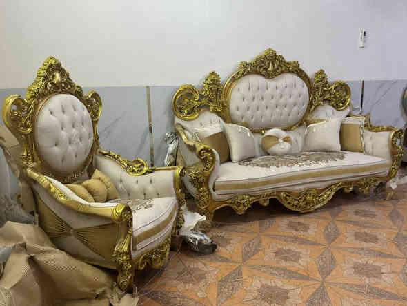 تخم زان مصري دمياطي ١٠ مقعد مع سيت طبلات جديد جديد جديد بلتغليف طلاء ورق ذهب مرمر طبيعي مع ١٨ كوشه اتصل ***********
