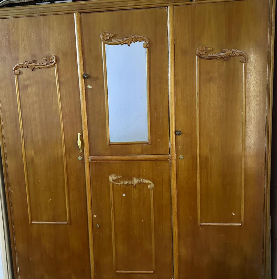 قيم واخذ 
 واتساب ***********
