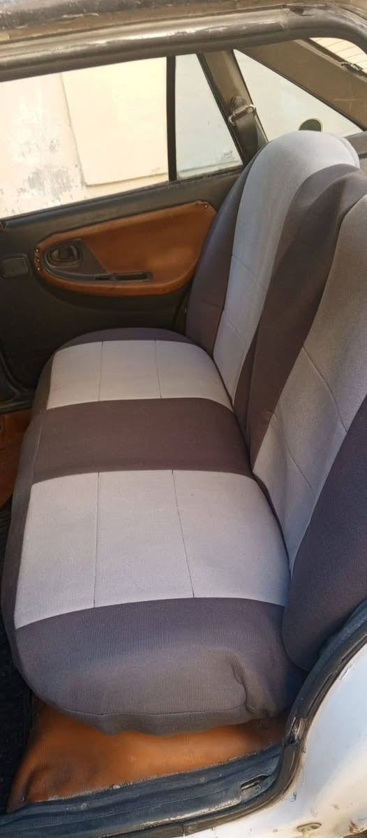 سيارة دايو سلو موديل 1996
السعر 25 ورقة وبيها مجال..
التواصل على على رقمي ***********
