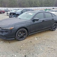 هوندا أكورد • مزاد أمريكي • أمامي وجانبي