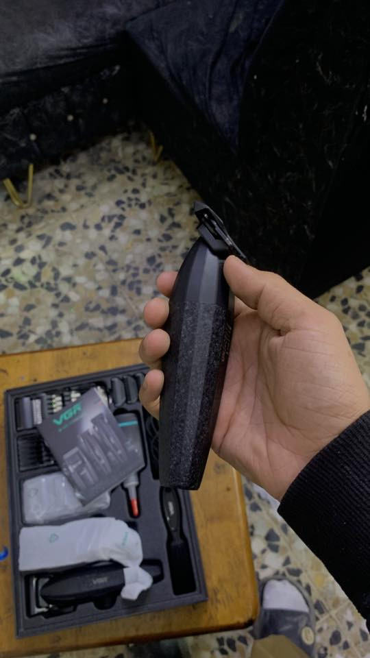 السلام عليكم عندي هذن المكاين البيع طقم كامل نوعيه VGRوشاء القدر واحتاجيت مشتريهن ب150الف الاتصال  وومشتغل بيهن بس ع كد الفحص***********
