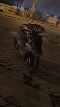 السلام عليكم دراجه Gtr مصارلها هواي نازله رمبه تقريبا 3اشهر دراجه مناقصها اي شي بس يرادلها غسل وترتيب رايدلها ب950 الاستفسار واتساب ***********
