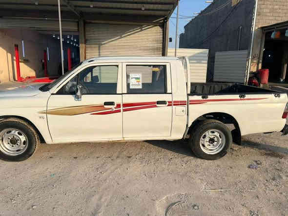 سلام عليكم شباب بيكم متسوبيشي موديل 2003 مكينه وكير ونجي 4 اسلندر كفاله حداده جديده دواخله جدد مصبوغه احزام بدون قماره تخم تاير جديد رقم بصره بسمه الولد شاصي كفاله لا ضربه ولا خياس ولا زنجار سياره جديده السعر 48 وبيه مجال اخوان اتصل ع الرقم اني مكلف وتعرف تفاصيله الاتصال *********** مكان السياره بصره قظاء القرنه
