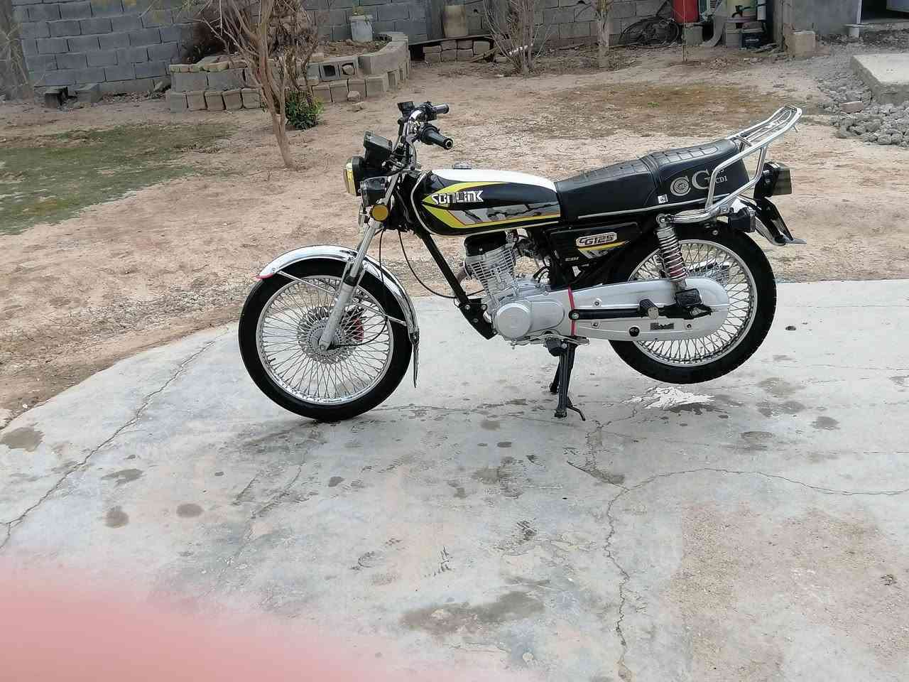 سلا عليكم دراجه تايكر موديل 24  مكفوله من كلشي أوراق محرك كهربايات 
السعر 650 وبيه مجال شراي يتصل ويدلل *********** ديالى شهربان ❤️+دراجه جانت مخزونه
