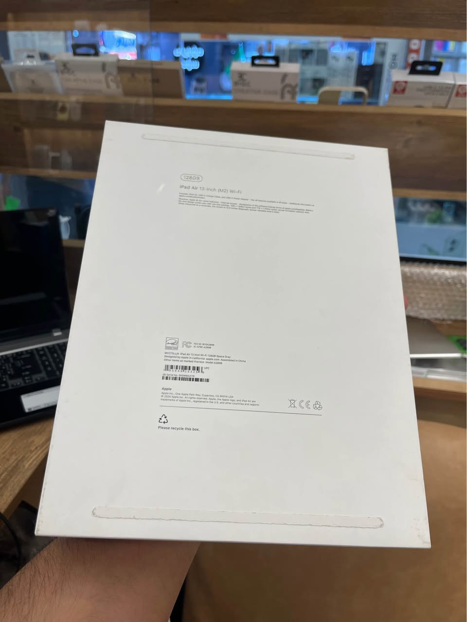 iPad Air 6 13-inch 128gb
Battery 🔋 100%
خاوينى 100% 
كارتون و كامل ئه شياى له گه له 
شوين هه ولير أربيل, العراق


**إذا كنت صاحب هذا الإعلان وتريد حذفه لأي سبب، رجاءا أرسل رسالة إلى الدعم الفني**