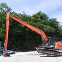 ZAXIS 200LC 2014 • وارد اليابان • ذراع 18م