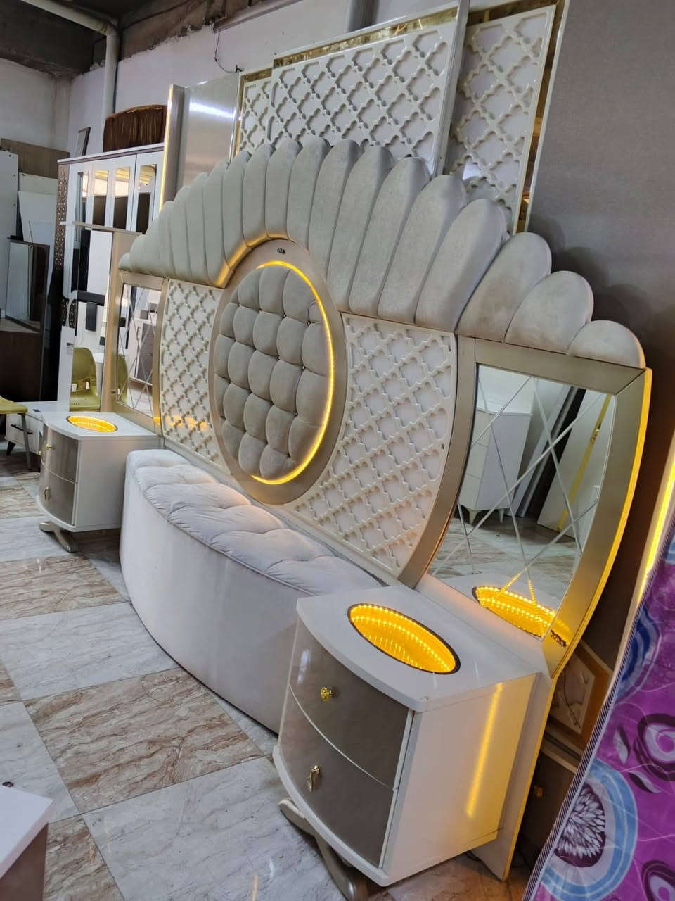 ٩ قطع سعر ٦٥٠ بيها مجال
العنده غراض للبيع راسلوني *********** او اتصال ع رقم داخل محافظه كركوك
