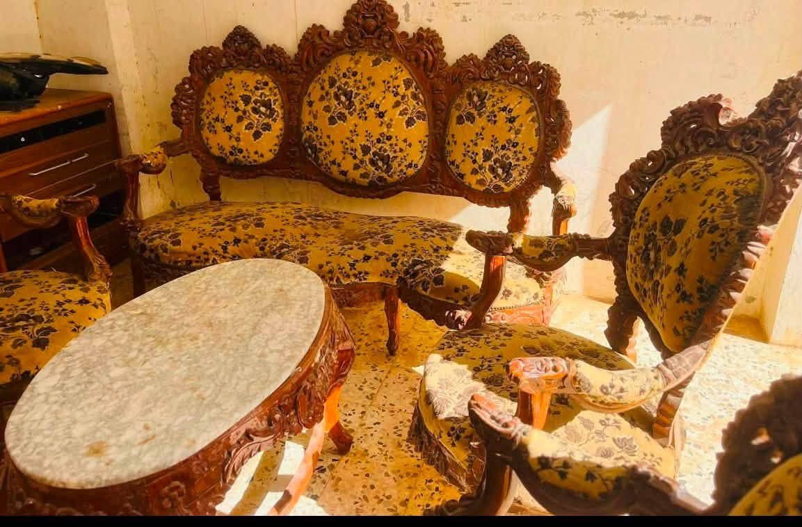 صالون للبيع خمسه قطع ومعاهم طاوله العنوان جنزور السعر 400 دينار


**إذا كنت صاحب هذا الإعلان وتريد حذفه لأي سبب، رجاءا أرسل رسالة إلى الدعم الفني**