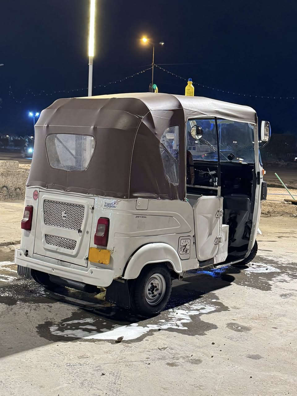 يا الله 
سلام عليكم تكتك موديل (21)كفاله عامه
 كشر ومحرك 
بيه ملاحضات قليله كلش 
رقم كربلاء مشروع وطني 
وين متربد احواك 
مكاني بغداد المحموديه 
شراي اتصل مو شراي لا تتصل وتعبني اخيك 

‭٠٧٨٦ ٢٢٥ ٩٩٩٢‬
سعر ٧٤٥٠وبيها مجال بسيط
