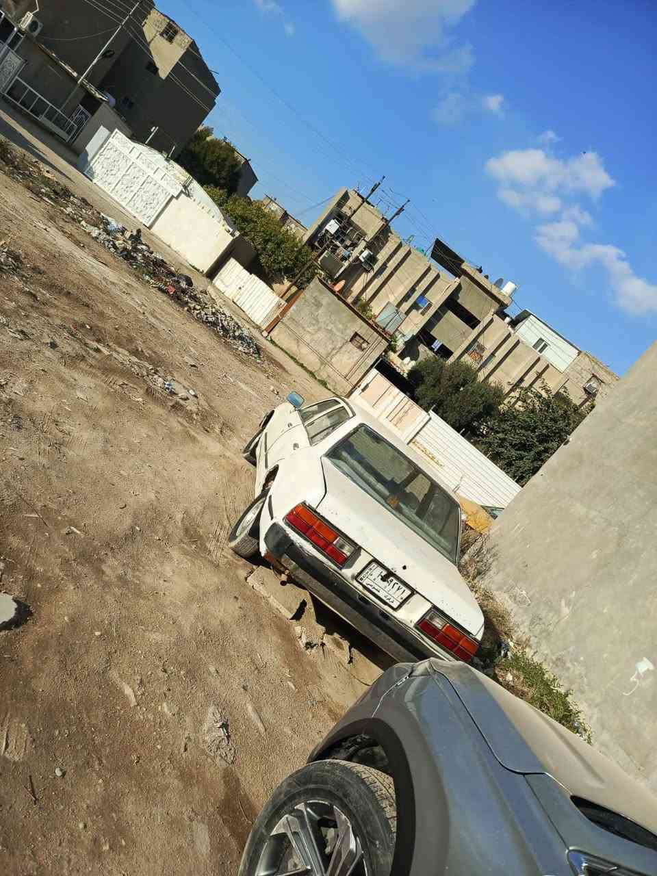 وينهم محبين الكلاسيك والياباني القديم  تيوتا كرونا جيل الطيبين وكير ومحرك اوتماتيك المرغوب وصناعة ياباني وعدك الحساب تبقة عمر وياك كير ومحرك شرط نضيفات وكشرها كدامك بلادي كلشي محاط علية رقم الماني كركوك اخذتها من ولد ابغداد عدة وكالة بيها تجي تأخذ من عدي مكاتبة اتكفلك كلشي بيها  وسنوية عضم عاج واطيك رقم ابو الوكالة هم سيارة كلها بلادية وشغالة وكاملة تنكر سويج وتطلع وين مايعجبك محافضات ترايك إذا يعجبك تخم تاير نضيف جواها مدوشمة جديد بعدها بجيسها كهربائيات شغالة كل هذا الحجي وعارضها بسعر دراجة بس ب((  13  )) ورقة  ومكاني بغداد الزعفرانية وهذا رقمي وموجود واتساب همينة إذا ماعدك رصيد وخادم للناس الي تجيني من مكان بعيد ***********
