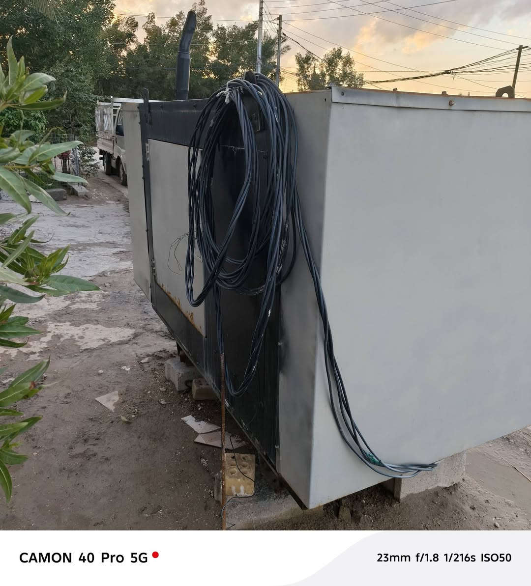 سلام عليكم
مولده بيركز كاتم لا تنقيص ولا تبغير  30 كيفي 
شغاله مال بيت وياهه كامل ملحقاتهه تشتغل من وحيدهه ويه الكهرباء وطفي من تجي الكهرباء 
ضفيره باتري جديد السعر خاص
المكان بابل  الستفسار على الرقم ***********
